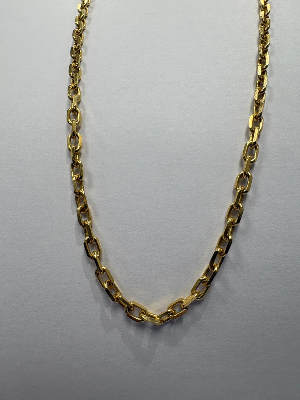 Pre-loved 18ct yellow gold oval cable link chain necklace, 18 inches, full length view 2