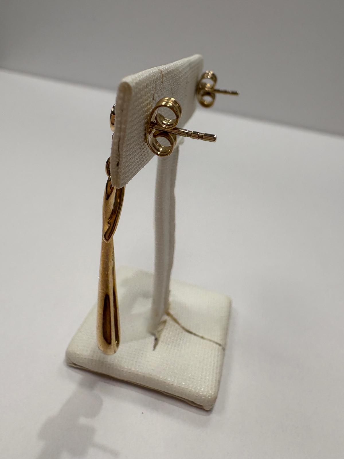 pre-loved diamond drop earrings, second hand 9ct gold earrings, gold diamond drops, pre-owned gold earrings UK, sculptural drop earrings Harrogate Jewellers 