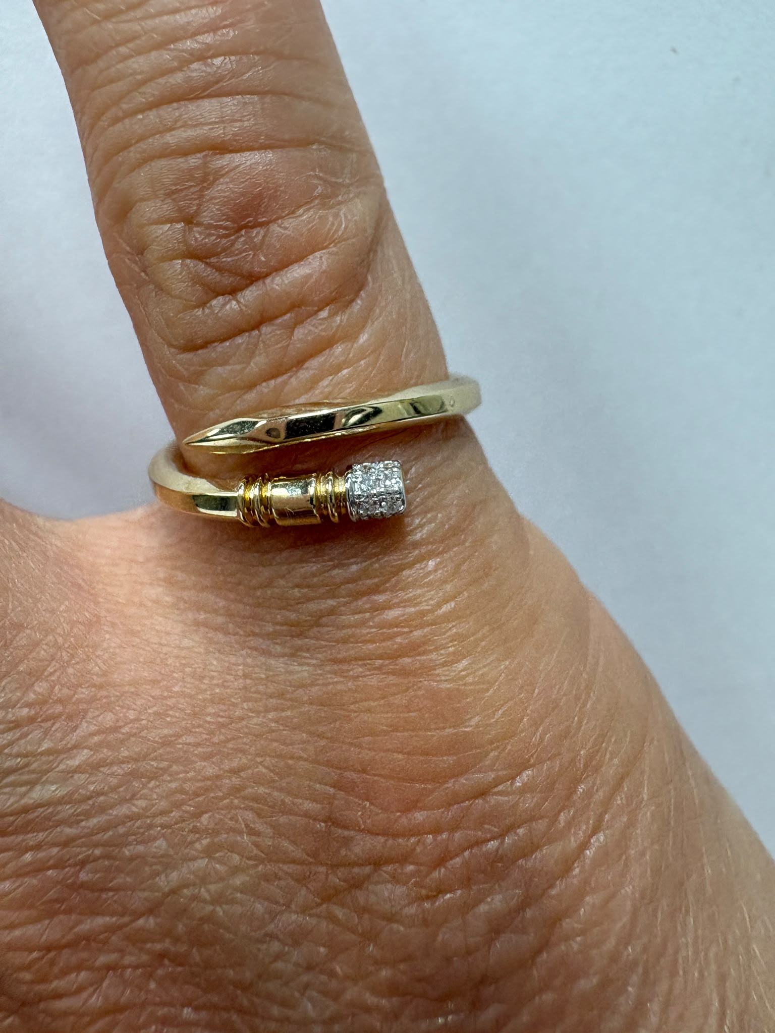 pre-loved diamond ring, vintage wrap ring, second hand 9ct gold ring UK, nail style ring, pre-owned statement ring, pavé diamond ring, vintage gold ring for sale UK, second hand fine jewellery UK, unique pre-loved ring
