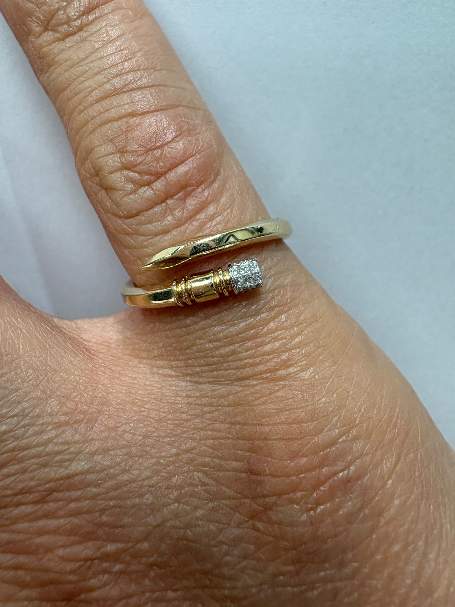 pre-loved diamond ring, vintage wrap ring, second hand 9ct gold ring UK, nail style ring, pre-owned statement ring, pavé diamond ring, vintage gold ring for sale UK, second hand fine jewellery UK, unique pre-loved ring