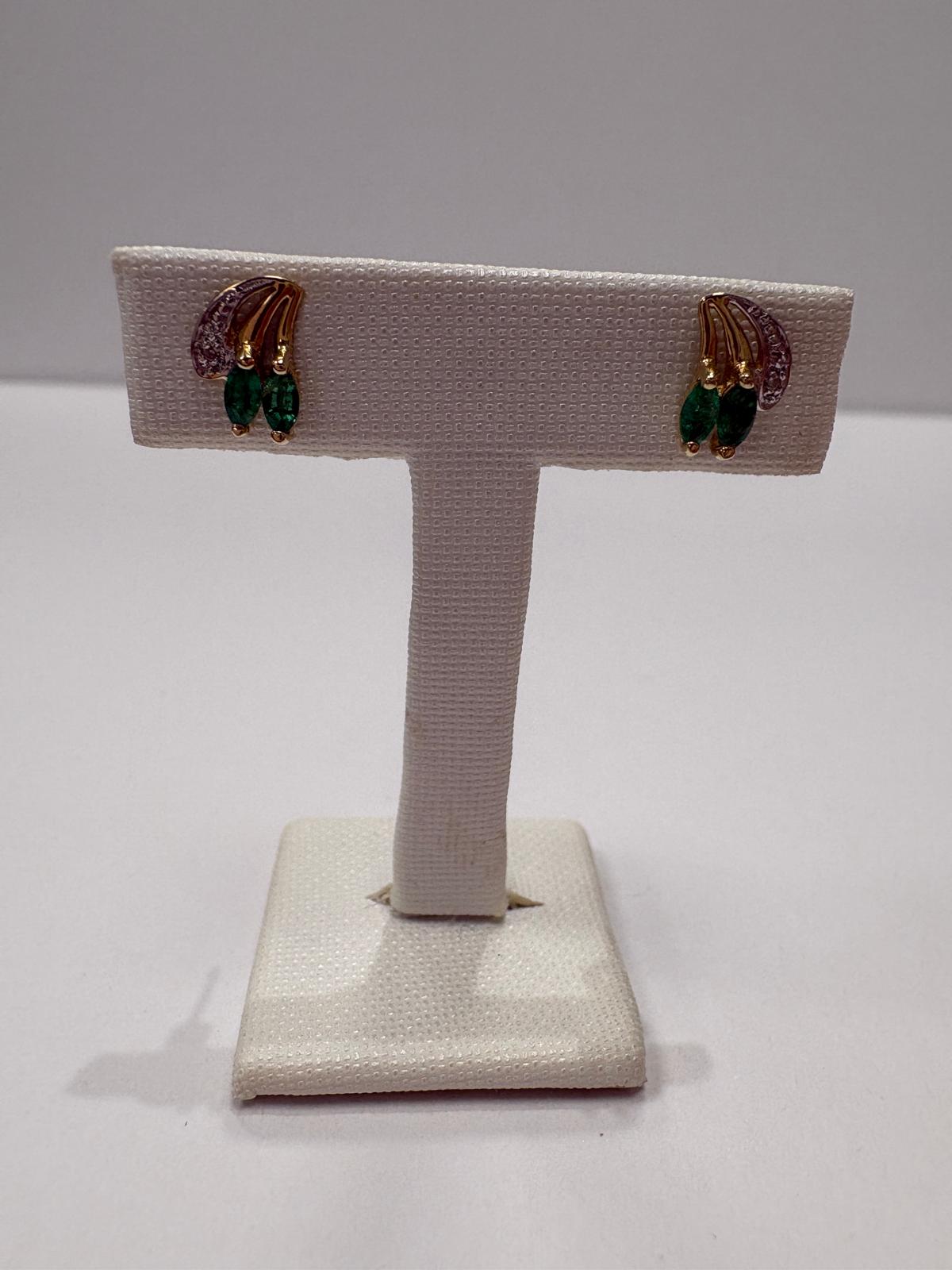 pre-loved emerald earrings, second hand 9ct gold earrings UK, emerald diamond stud earrings, marquise emerald earrings, pre-owned gemstone earrings, second hand fine jewellery UK, green emerald earrings for sale UK