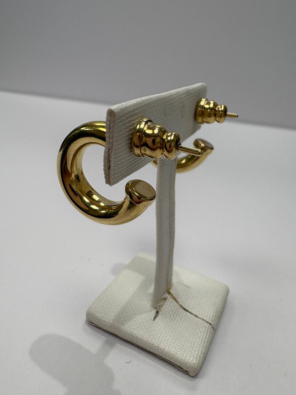 pre-loved gold hoops, second hand 14ct gold earrings UK, chunky gold hoop earrings, pre-owned gold jewellery, everyday gold hoops, second hand fine jewellery UK, statement hoop earrings, gold earrings for sale UK