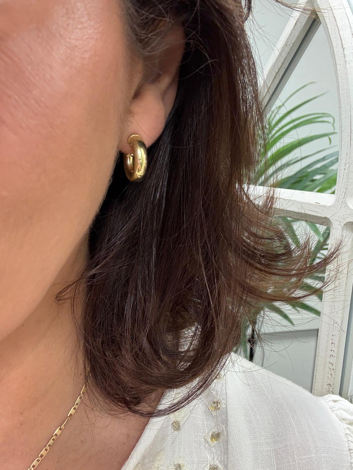 pre-loved gold hoops, second hand 14ct gold earrings UK, chunky gold hoop earrings, pre-owned gold jewellery, everyday gold hoops, second hand fine jewellery UK, statement hoop earrings, gold earrings for sale UK