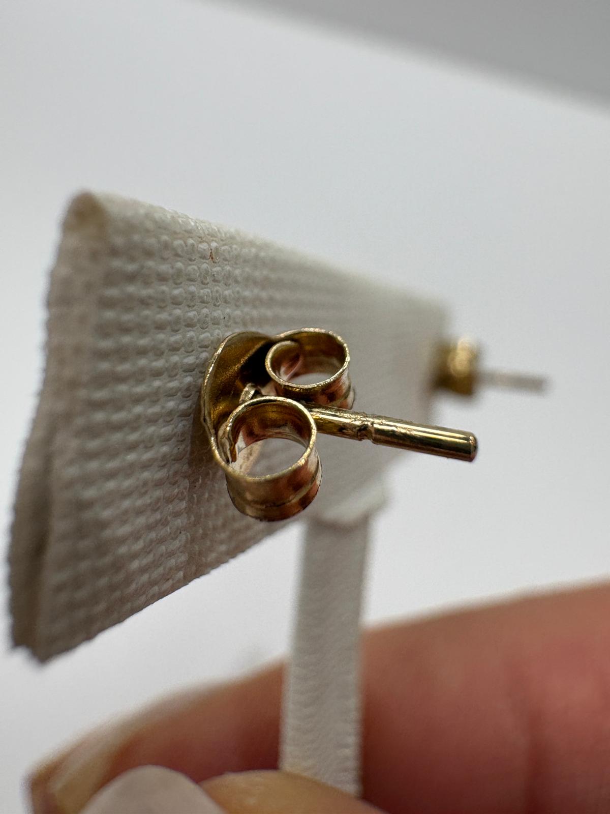 pre-loved ruby earrings, second hand 9ct gold earrings UK, ruby diamond cluster earrings, pre-owned gemstone earrings, everyday stud earrings, second hand fine jewellery UK, ruby stud earrings for sale UK