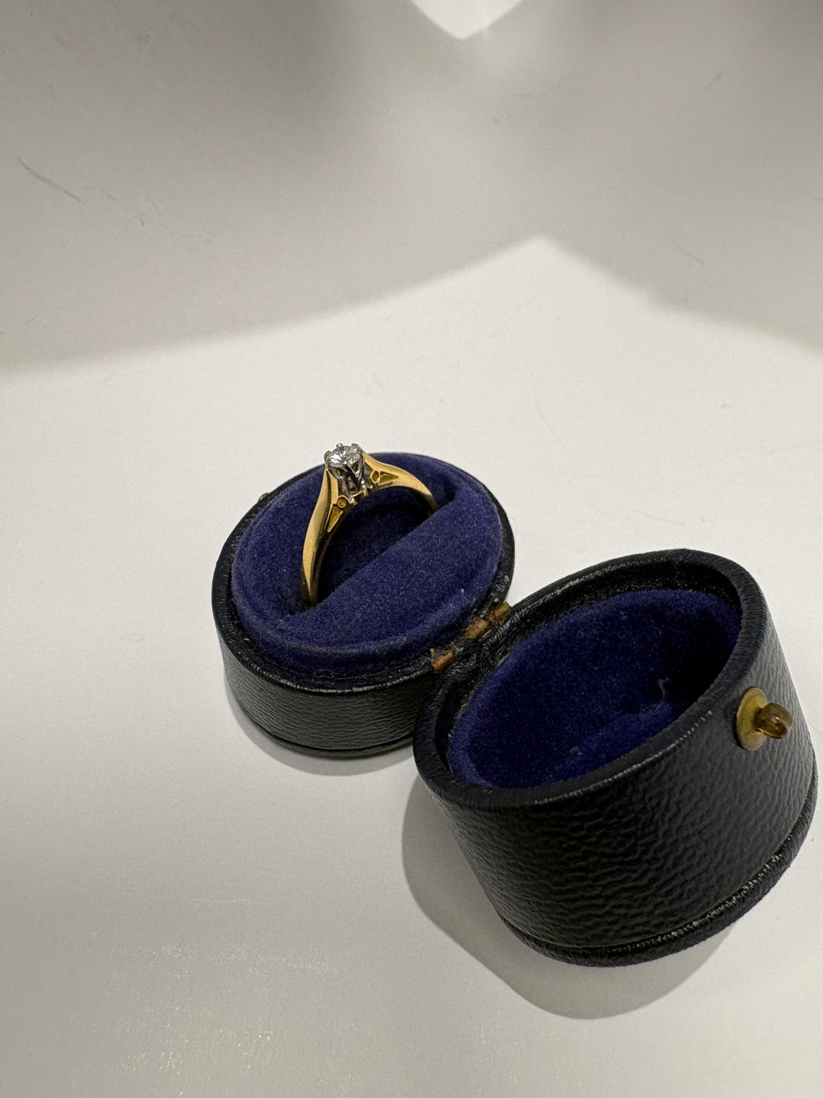 18k gold diamond solitaire ring second hand harrogate 