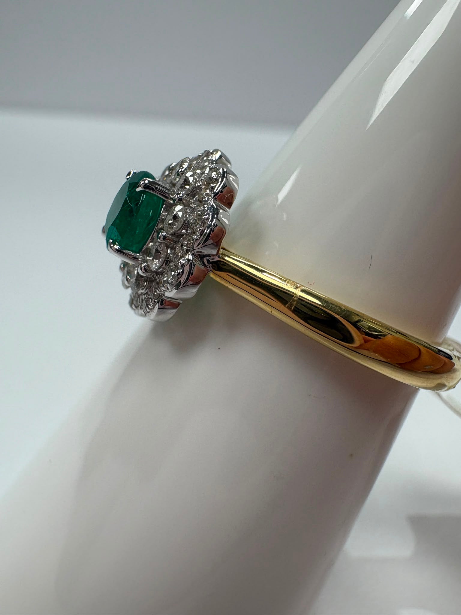 emerald diamond cluster ring, 18ct gold emerald ring, round emerald ring, emerald engagement ring alternative, pre-loved emerald ring UK, emerald cluster ring Harrogate, diamond halo emerald ring, second hand emerald ring size N