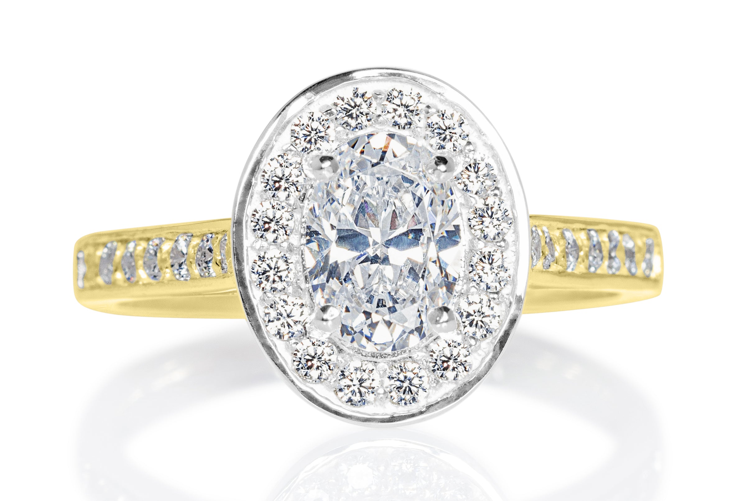 OVAL CUT DIAMOND CLUSTER ENGAGEMENT RING
