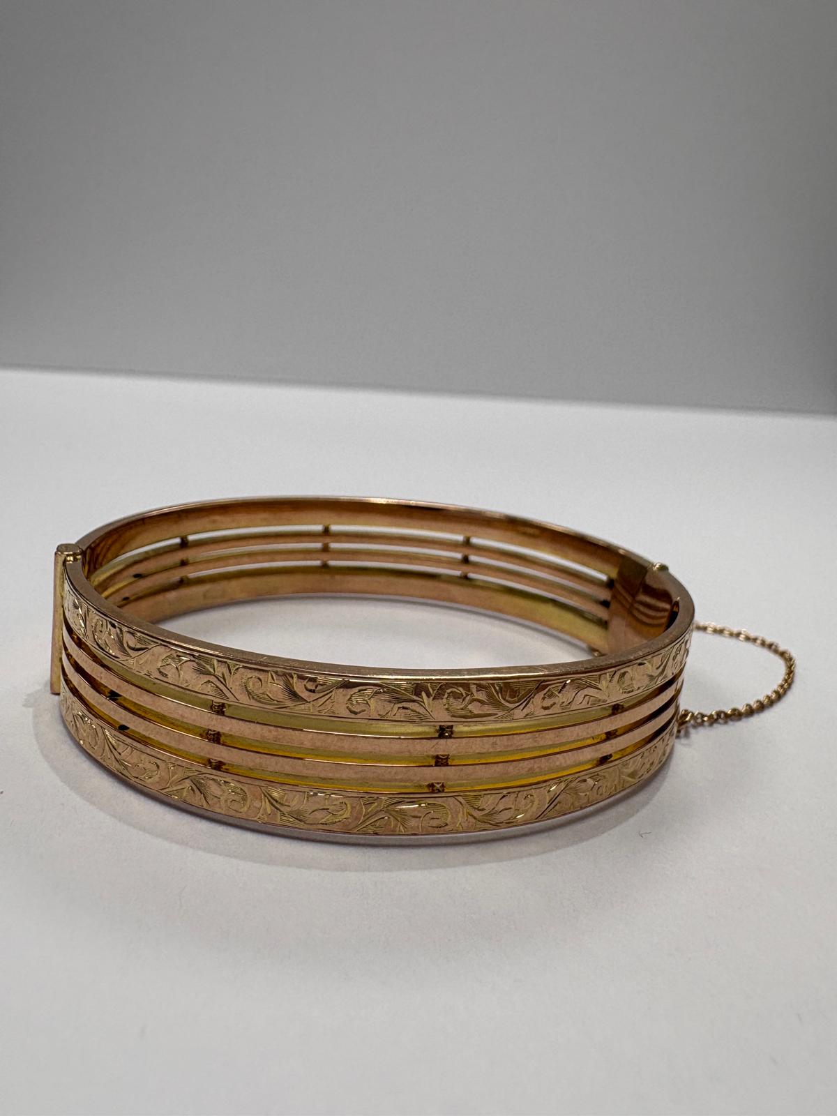 Vintage 9ct gold engraved gate bangle hallmarked Birmingham 1964