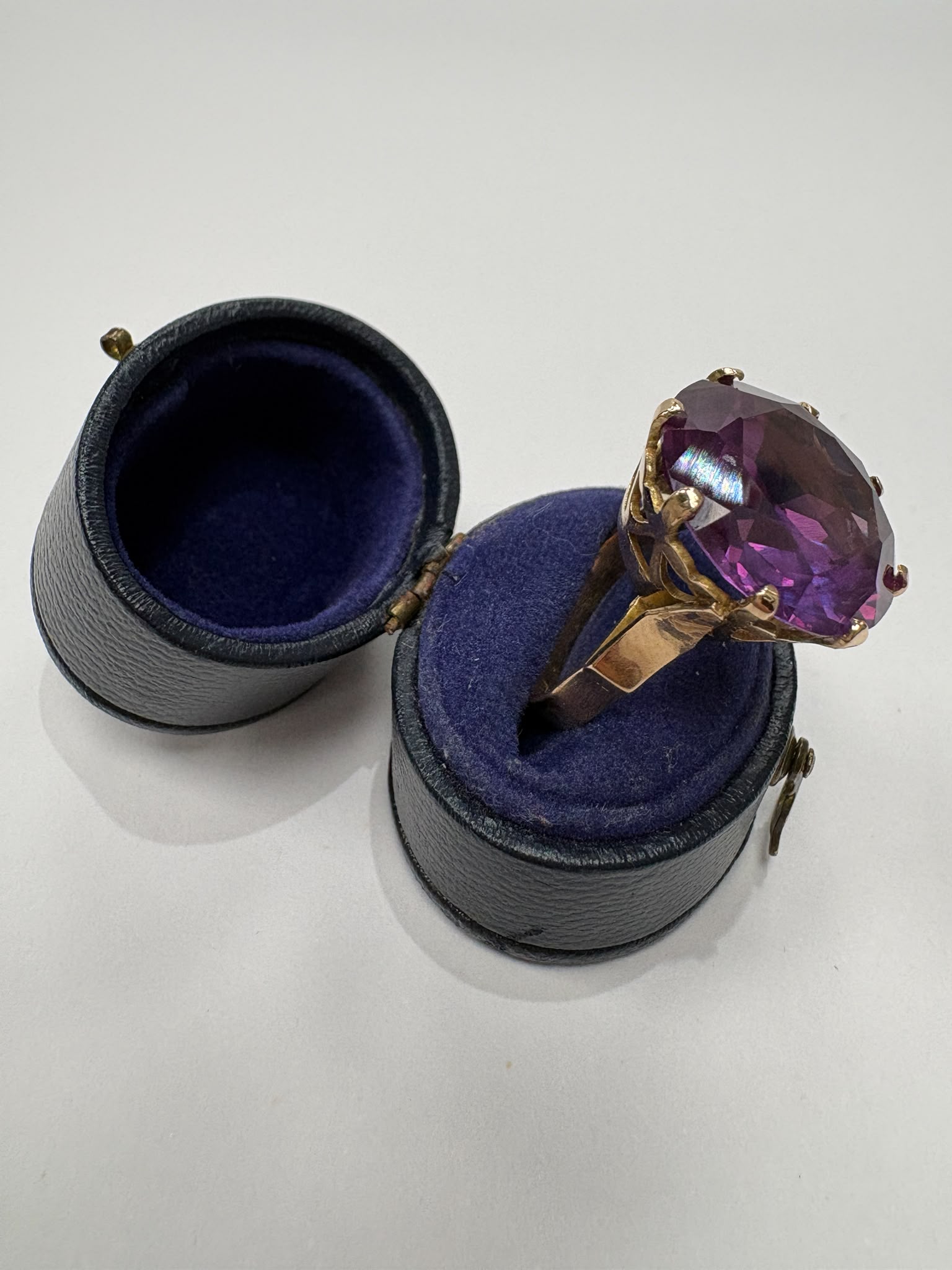 vintage purple CZ ring, statement cubic zirconia ring, 16ct gold ring, purple stone dress ring, large CZ cocktail ring, pre-loved gold ring UK, antique dress ring Harrogate, purple cubic zirconia ring size K