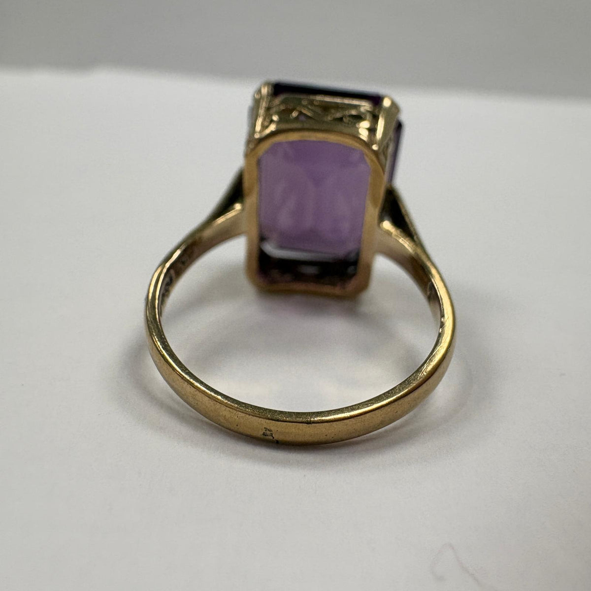 vintage amethyst ring, emerald cut amethyst ring, large amethyst ring UK, 9ct gold amethyst ring, amethyst cocktail ring, February birthstone ring, vintage cocktail ring UK, pre-loved amethyst ring
