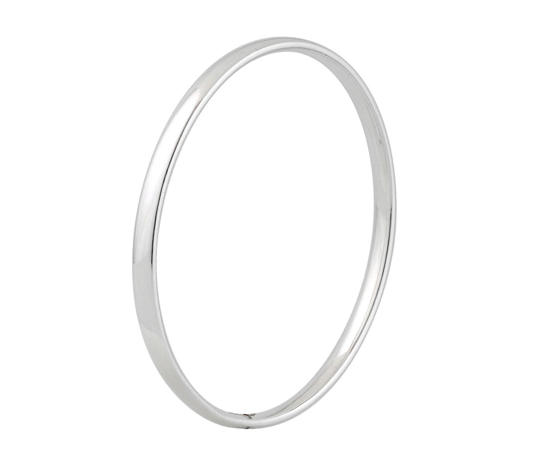 SILVER COURT SHAPED BANGLE